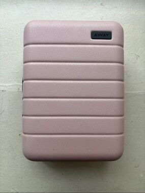 Away Pink Ribbed Mini Travel Case - AWAY